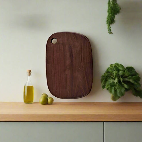 Elegant Valnød Skærebræt i Træ med Multifunktionelt Design til Stilfuld Servering