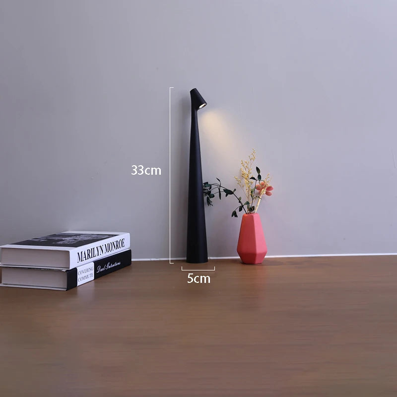 Moderne Bordlampe | LED Skrivebordslampe med Berøringsdæmpning | Cordless Design til Praktisk Belysning