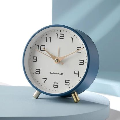 Moderne Skandinavisk Bordur | Lydløs Bevægelse med Elegant Design | Perfekt til Rolige Rum