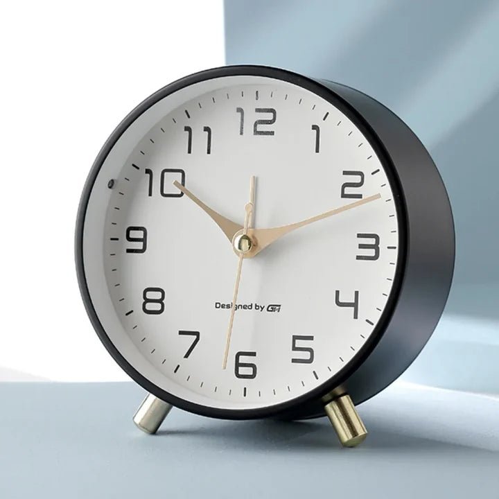Moderne Skandinavisk Bordur | Lydløs Bevægelse med Elegant Design | Perfekt til Rolige Rum
