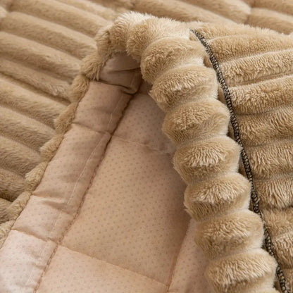 Plush Channel | Sofa Cover with Anti-Slip Backing & Modern Design | Cozy Protection for Everyday Use